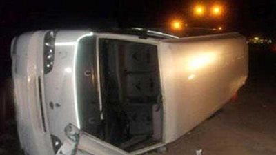 مصرع شخصين وإصابة 15 في حادث انقلاب ميكروباص بطريق 