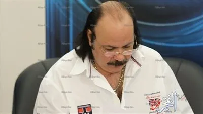 طلعت زكريا يصور فيلمه الجديد 