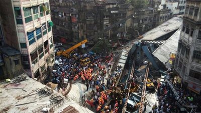 انتشال 18 جثة من ضحايا حادث انهيار جسر في الهند