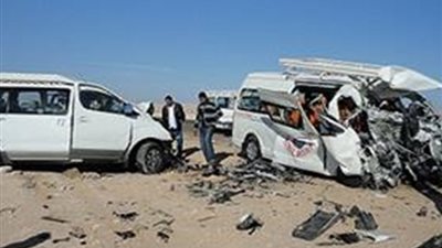 مصرع وإصابة 13 في حادث تصادم بميت غمر