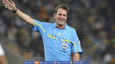    بينيت حكمًا لموقعة الأهلي وزيسكو