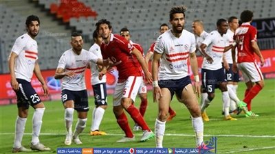 الأهلي يفقد ثنائي الدفاع أمام الزمالك  