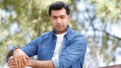 همام يواصل إحياء حفلاته بشمال أفريقيا