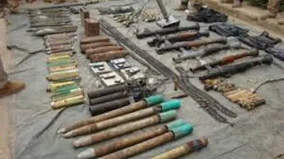 العثور على أسلحة مخبأة في أيرلندا الشمالية