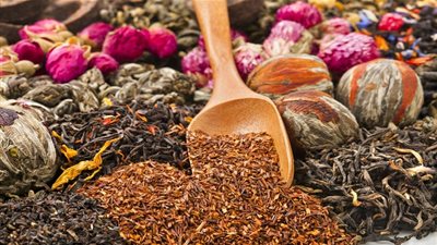  4 أعشاب مفيدة يلجأ اليها الأزواج لتحسين أدائهم خلال العلاقة الحميمة