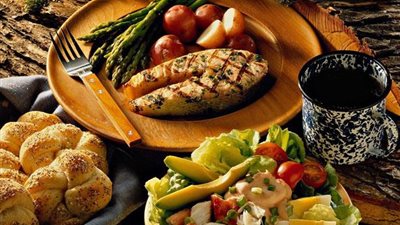 هل الاستغناء عن وجبة العشاء يقي من زيادة الوزن؟