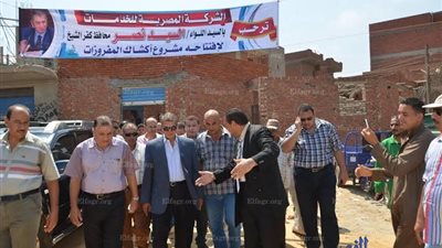 محافظ كفرالشيخ يفتتح مشروع أكشاك مفروزات القمامة من المنازل (صور)