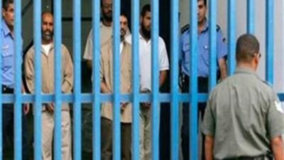 هيئة الأسرى: سلطات الاحتلال منعت 12 عائلة من بيت لحم من زيارة أبنائهم في سجن بئر السبع