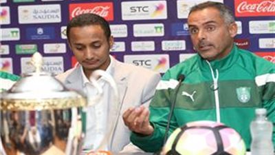 السوبر السعودي يداعب الهلال ويهدد مدرب الأهلي