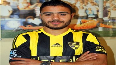 إبراهيم عبد الخالق يختار القميص رقم 