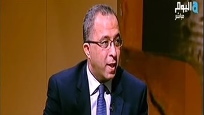 وزير التخطيط يكشف مفاجأة في نظام التعيينات الحكومية الجديد