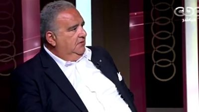 خبير اقتصادي يوضح مقترح الحكومة بشأن منح الجنسية للمستثمرين (فيديو)