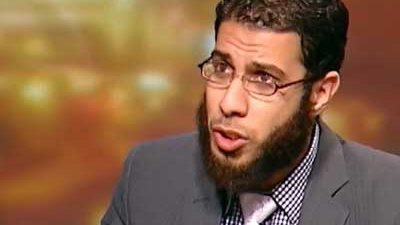 خبير اقتصادي يهاجم نادر بكار بعد انتقاده للجوء السيسي للاقتراض من 