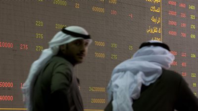 الكويت تسجل أول عجز في موازنتها منذ 16 عاما