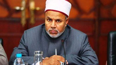 رئيس المعاهد الأزهرية يوجه رسالة إلى أوائل الثانوية خلال تكريمهم