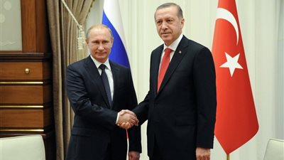بوتين: روسيا وتركيا ترغبان في استعادة الحوار والعلاقات بينهما