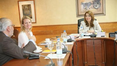 وزيرة التضامن تلتقي المدير الإقليمي لهيئة كير