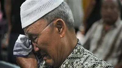  رجل إندونيسي يعود إلى زوجته بعد عام من وفاته