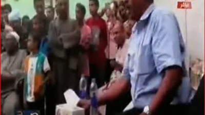 شاهد.. فيديو صادم للواء شرطة يهدد بإنشاء جيش مسلح من أفراد عائلته