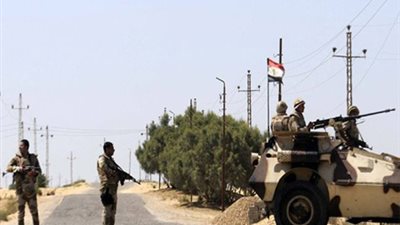 استشهاد مجند وإصابة آخرين ومقتل 5 تكفيريين خلال هجوم إرهابي بالشيخ زويد