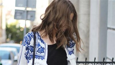 الملابس المطرزة.. تضيف جمالا ورقى 