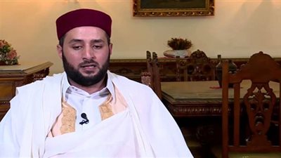 منسق شؤون القبائل الليبية يطالب بعودة طلابهم للدراسة في الأزهر
