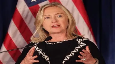 كلينتون تحث الكونجرس على إقرار مشروع قانون عن فيروس زيكا