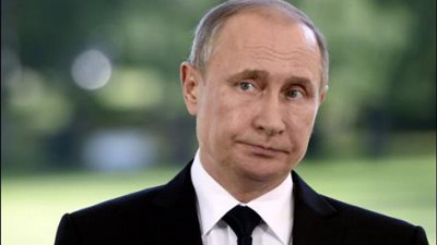 بوتين يتهم أوكرانيا بممارسة 