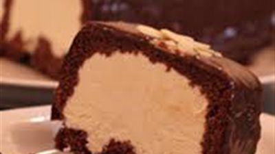 طريقة عمل الشوكولاتة المحشية بالأيس كريم
