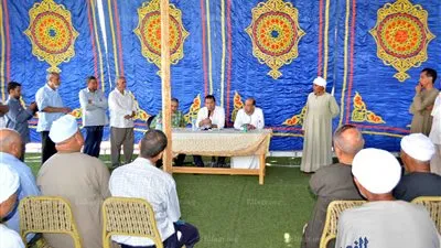 محافظ الأقصر يبحث مشكلات أهالى مركز القرنة فى لقاء اليوم المفتوح.. (الصور)