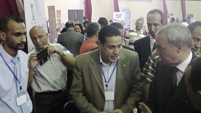 محافظ قنا: 100 مجند عسكري وطلاب الجامعات لاستكمال مبادرة حلوة يا بلدي