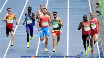 ريو 2016.. الدشناوى يتاهل إلى نصف نهائى سباق 800 متر جري