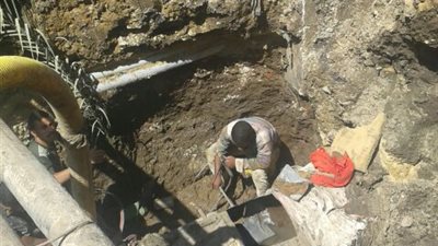 استمرار أزمة انقطاع المياه بمغاغة بعد انفجار الماسورة الرئيسية