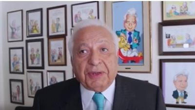 أحمد عكاشة: والدي كان ضابطا بالجيش.. وتعلمت منه انضباط العسكرية