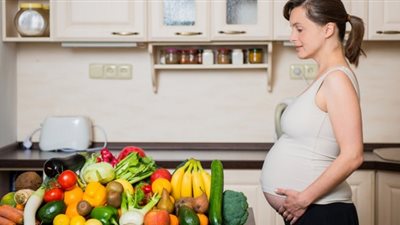إليك 6 أطعمة ممنوعة على المرأة الحامل