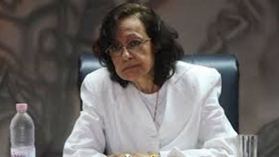 سكينة فؤاد: السيسي ناشد المرأة بسبب احتياجه لها