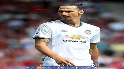 بالفيديو.. إبراهيموفيتش يبدع في كرة ثابتة مع مانشستر يونايتد 