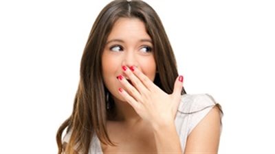 5 كذبات تقولها المرأة لا يجب ان يصدقها الرجل