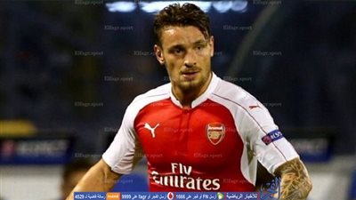 ديبوتشي بديلاً لبيريز في روما