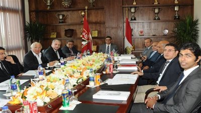 شوبير يكشف عن موعد اجتماع مجلس إدارة الأهلى