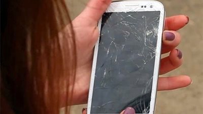 قريبًا.. شاشة الهاتف ستصلح نفسها بنفسها خلال ثانية واحدة