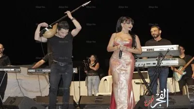 ليال عبود تحيي مهرجان بلدة قوسايا بلبنان (صور)