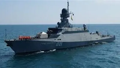 البحرية الروسية تقوم بمناورات متزامنة في البحرين المتوسط وقزوين