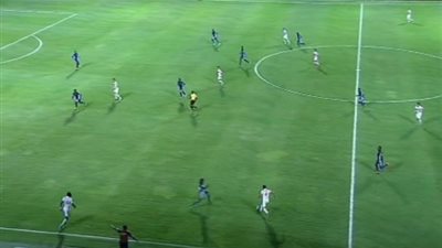 بالفيديو.. ترقيصة رائعة من رمزي خالد لمهاجم إنيمبا