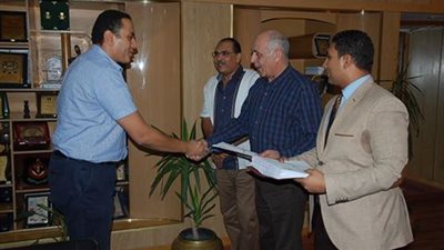 مدير أمن المنيا يكرم وحدة مباحث قسم شرطة المدينة لضبطهم أخطر تجار المخدرات (صور)