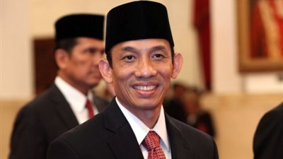 إقالة وزيرالطاقة الإندونيسي بسبب جنسيته المزدوجة