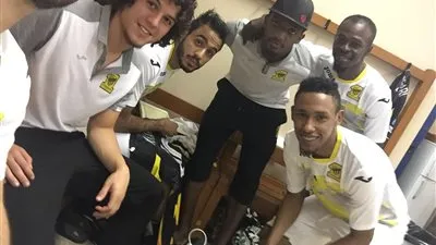 صورة كهربا وهو يقرأ القرآن تثير إعجاب جماهير الاتحاد