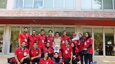 استقبال حافل لأبطال الكاراتيه في مطار القاهرة بعد فوزهم ببطولة العالم بالبرتغال 