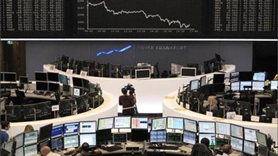 الأسهم الأوروبية تنخفض إلي أدنى مستوي لها خلال 7 أسابيع