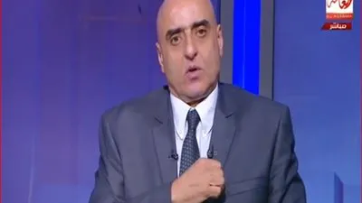 عزمي مجاهد: 